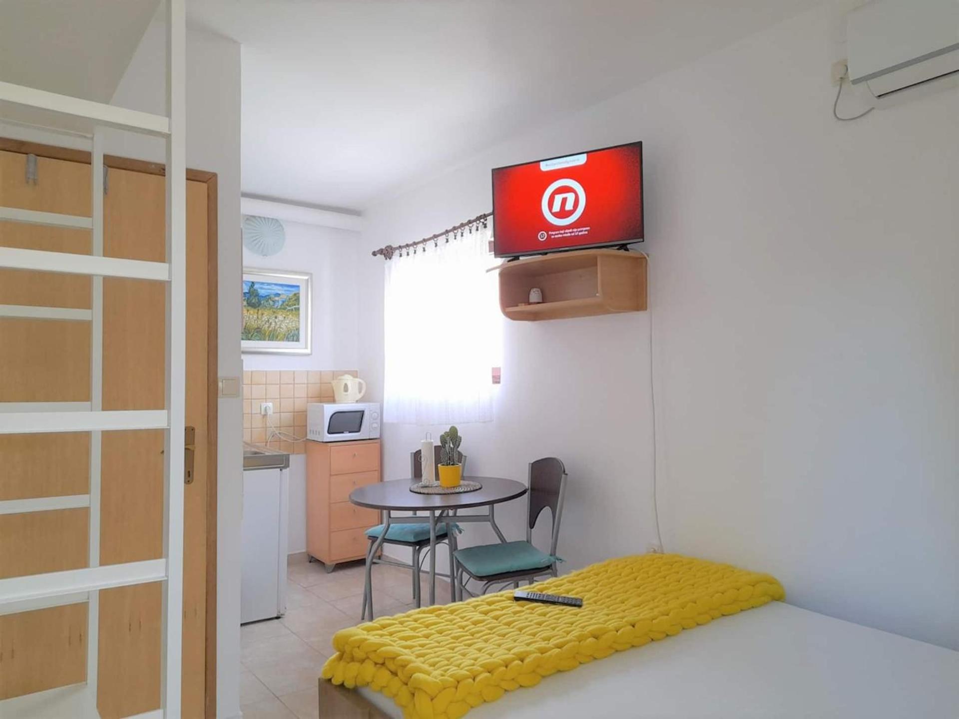 Lovely Studio Malina Close To The Beach Krk Town Exteriér fotografie